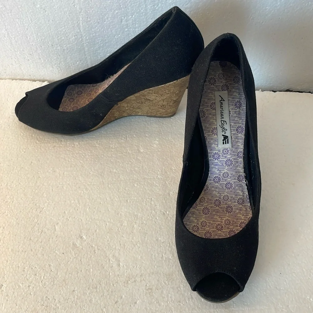 American Eagle outfitters wedge shoes cork heel open toe slip on black womens 7